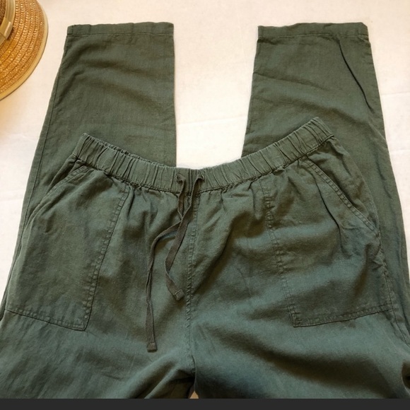 Forever 21 Pants - Olive green pants